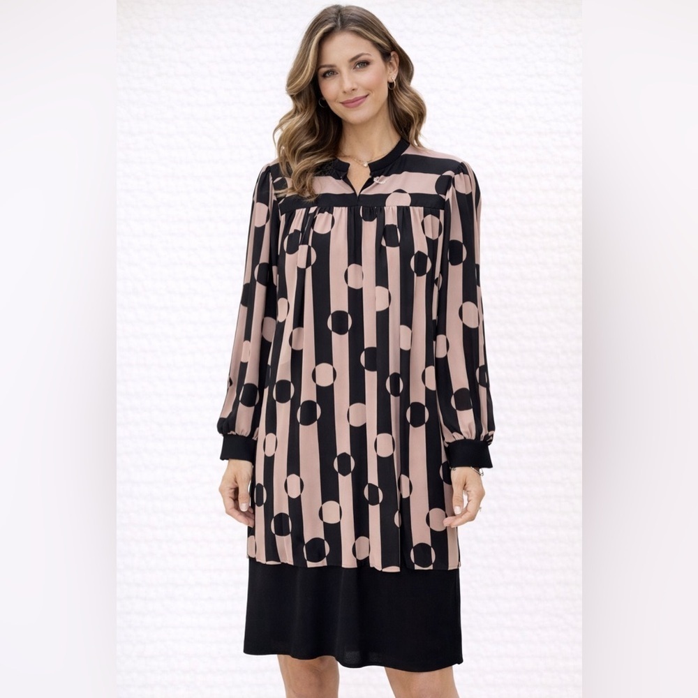 ✨Joseph Ribkoff Vintage Geometric Shift Dress Black & Cream- No Size tag - Picture 1 of 11